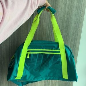 NIKE GYM BAG